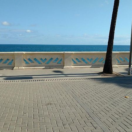 شقة Flat Avenida Oceanica Barra السلفادور المظهر الخارجي الصورة