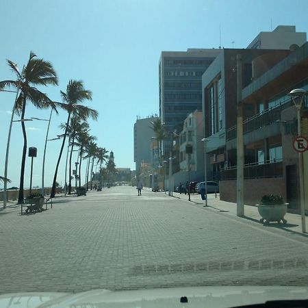 شقة Flat Avenida Oceanica Barra السلفادور المظهر الخارجي الصورة